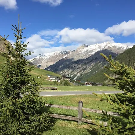 Al Bait Dali Marmota * Livigno